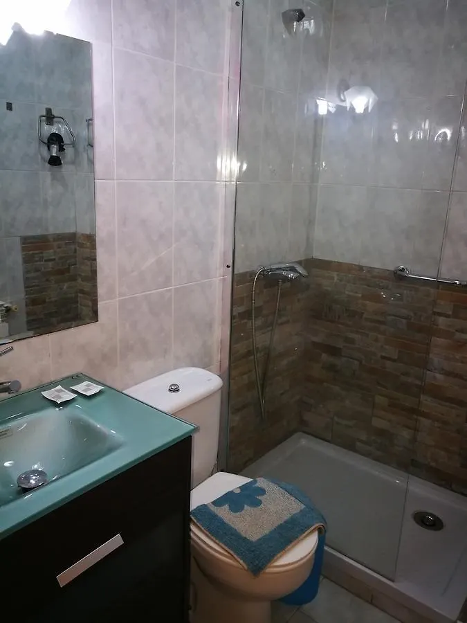 Hostal Escarla Aren